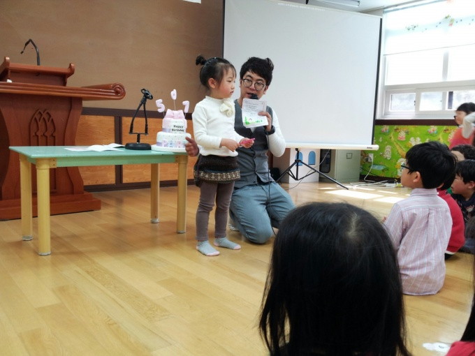 8.jpg : 새싹 유치부 3월 예배입니다.